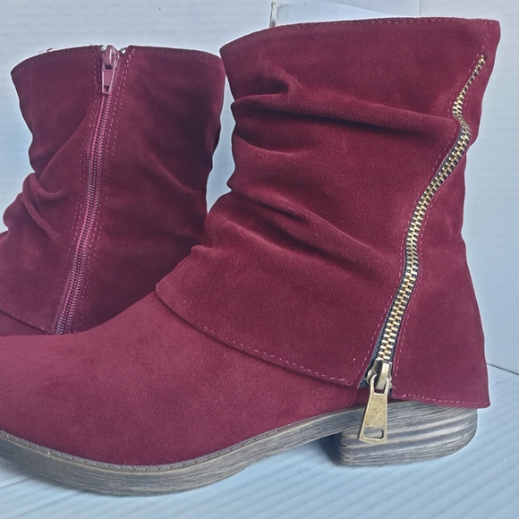 French Blue Americana Burgundy Wine Faux-Suede Ruched Ankle Zip-Up Booties Sz 38 - Picture 2 of 16